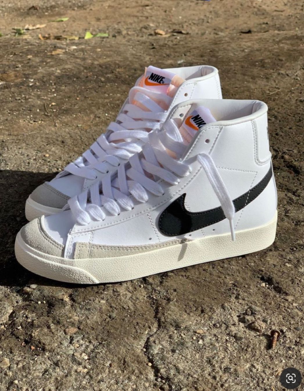 TENIS TIPO BOTA NIKE BLAZER UNISEX