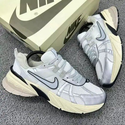 TENIS NIKE V2K RUN UNISEX